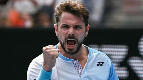 Stan Wawrinka pumps his first in celebration